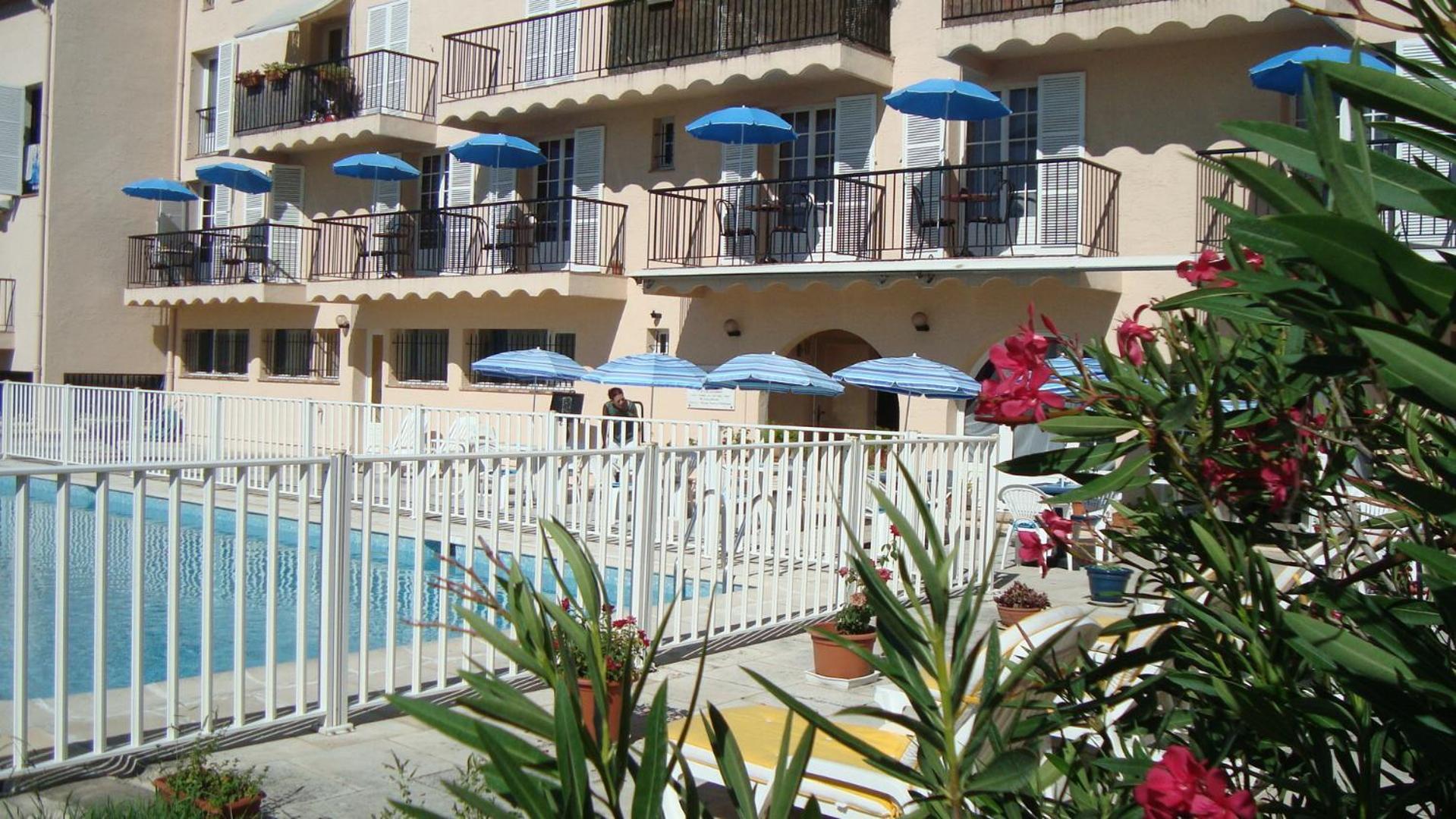 Hotel De La Poste Peymeinade Dış mekan fotoğraf