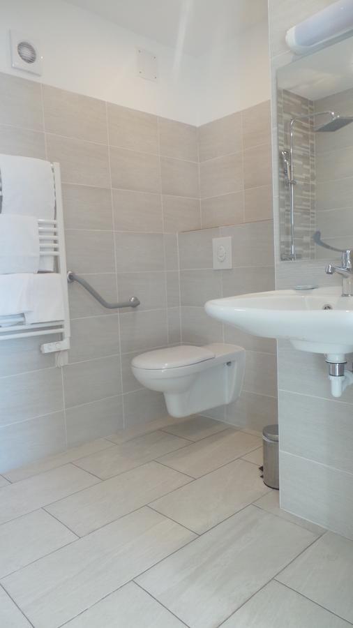 Hotel De La Poste Peymeinade Dış mekan fotoğraf