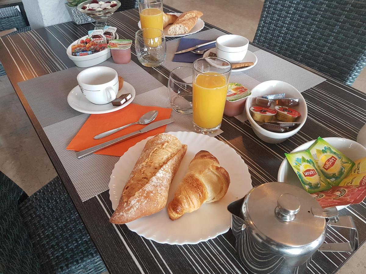 Hotel De La Poste Peymeinade Dış mekan fotoğraf