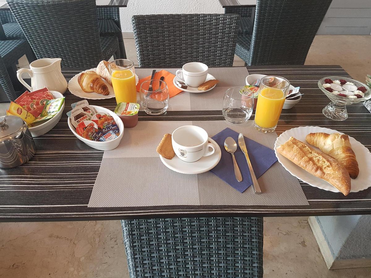 Hotel De La Poste Peymeinade Dış mekan fotoğraf