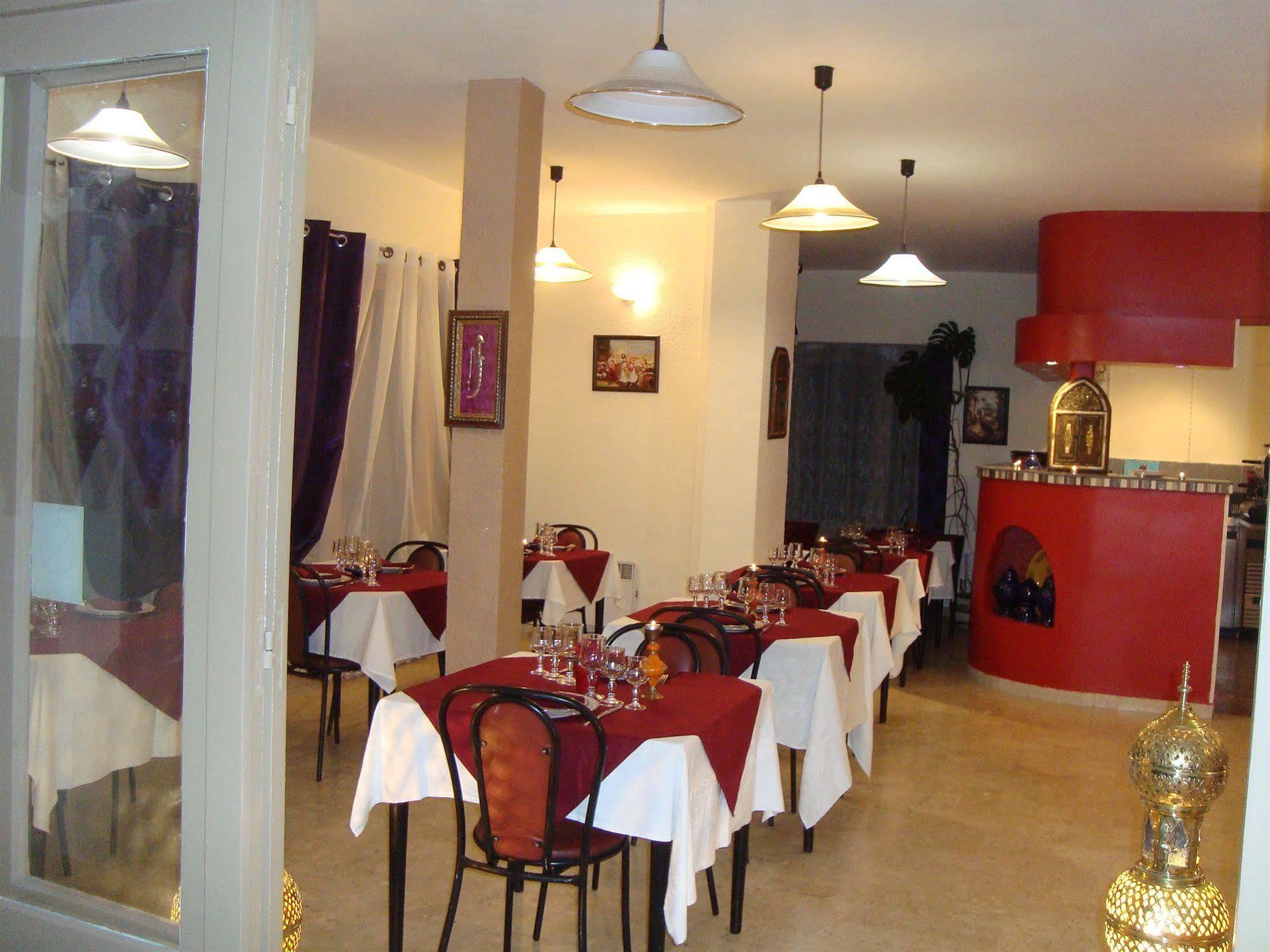 Hotel De La Poste Peymeinade Dış mekan fotoğraf