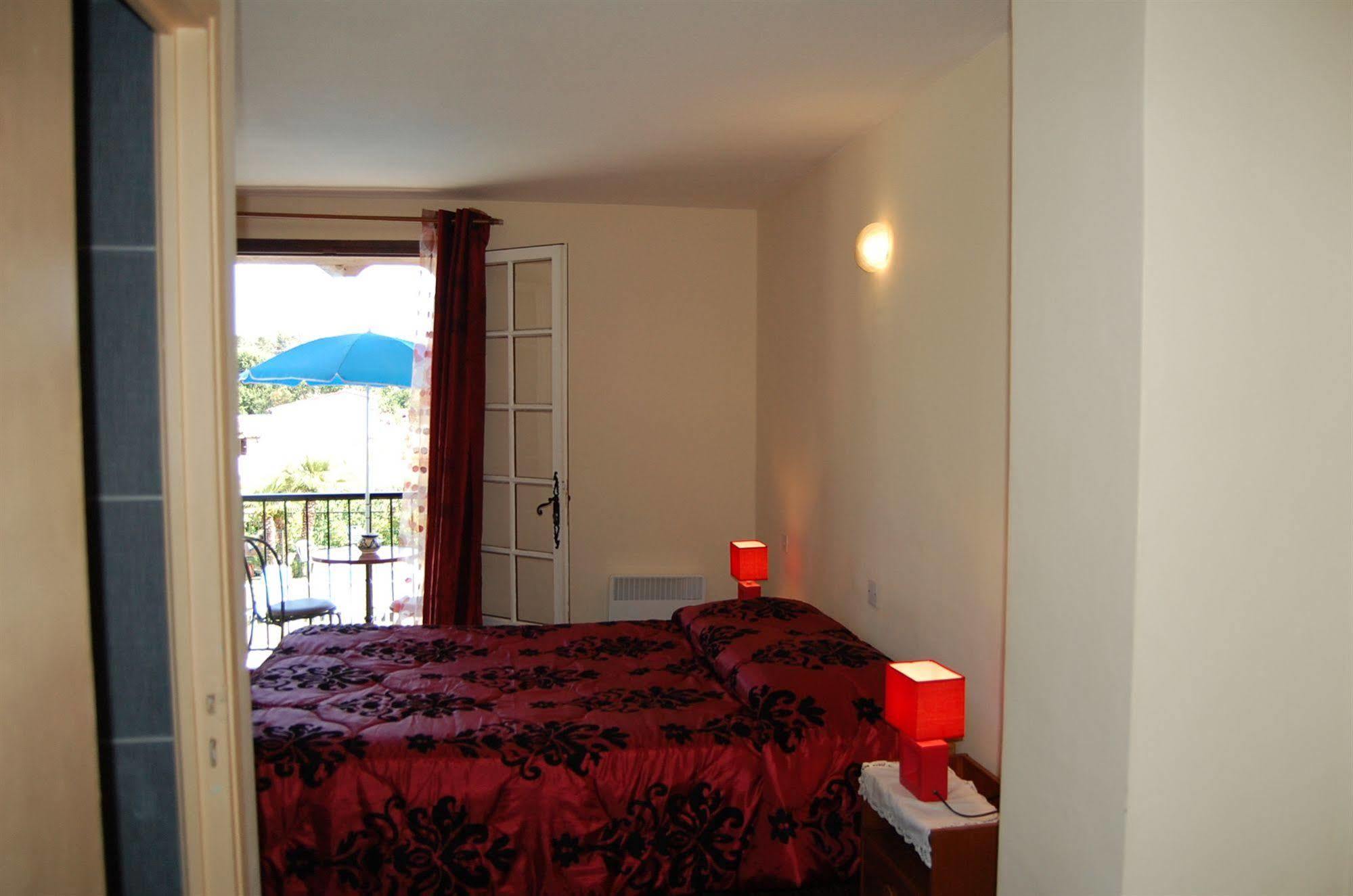 Hotel De La Poste Peymeinade Dış mekan fotoğraf