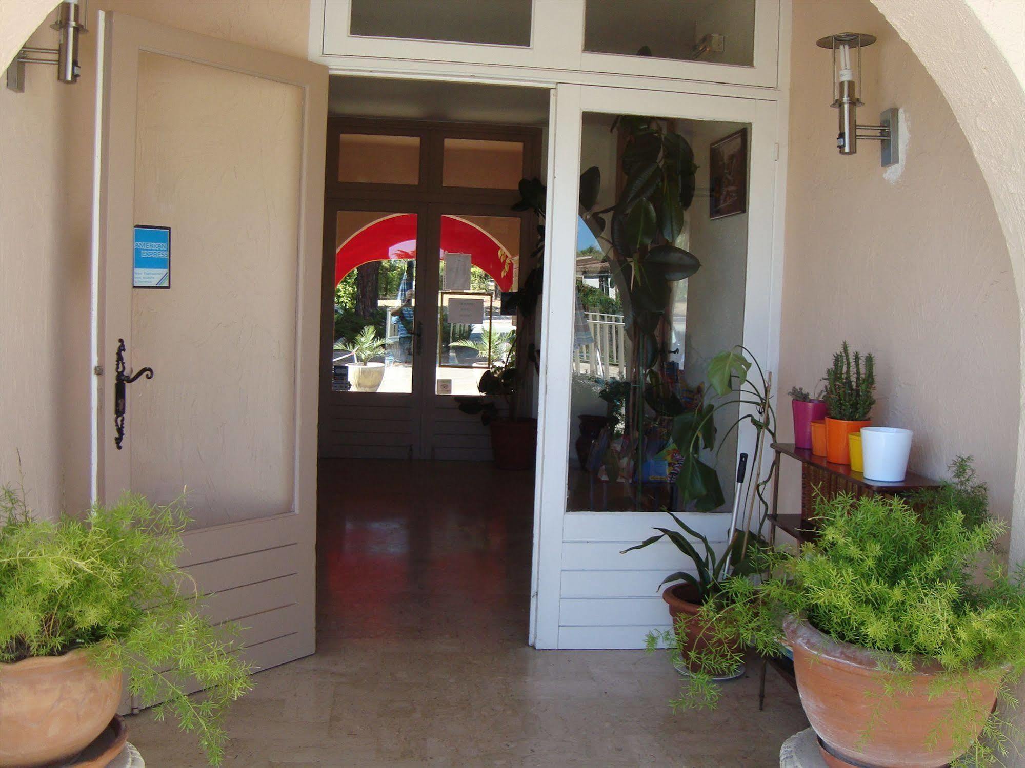 Hotel De La Poste Peymeinade Dış mekan fotoğraf
